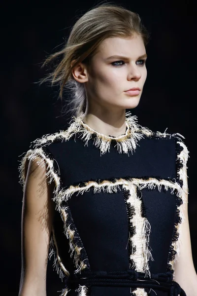 Look 86
